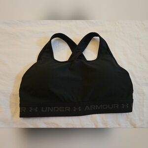 Under Armour Black Cross-Back Sports Bra